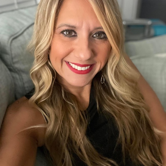 juliamarie1980